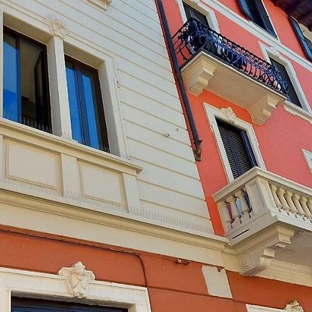 Houston House Appartamento Milano Esterno foto